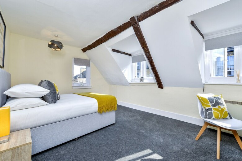 Apartamentos Central Stamford Living By Vose Nights