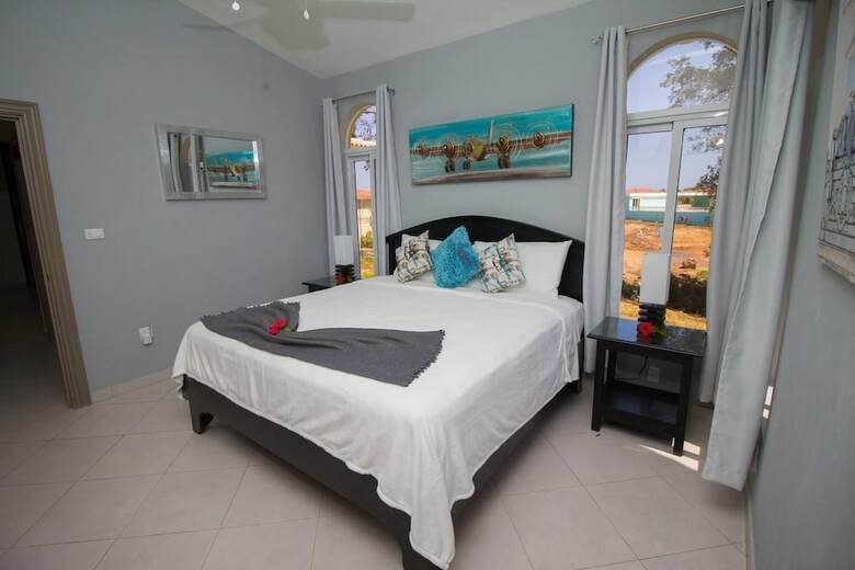 One Of A Kind 6 Bedroom Luxury Villa