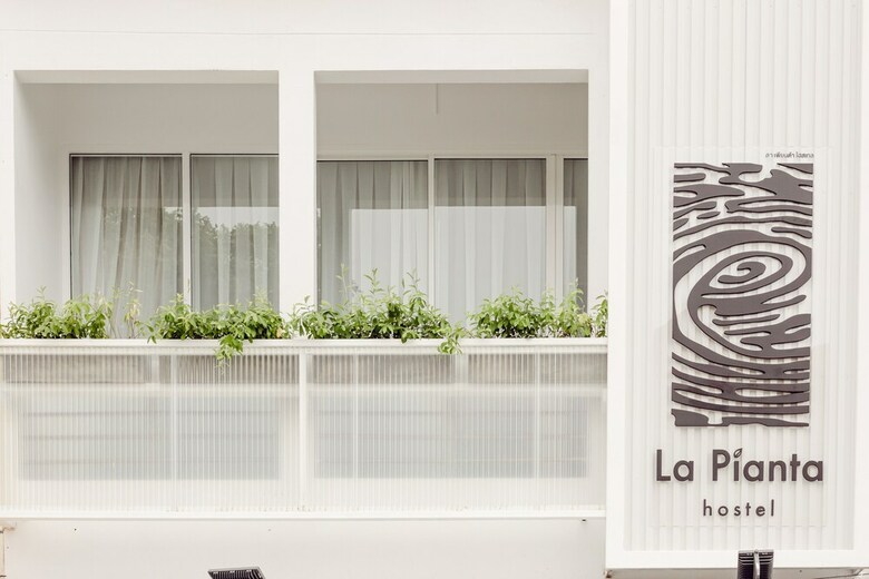 Hostal La Pianta Hostel