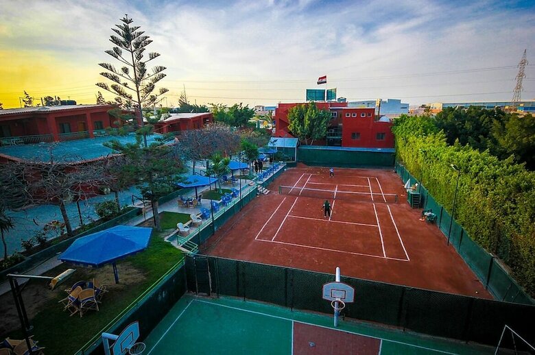 Hotel Adham Compound