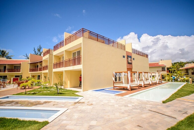Confort�vel Apart No Solar �gua Pipa