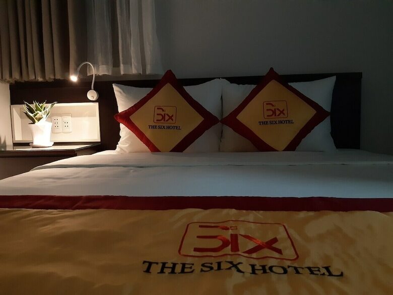 The Six Hotel