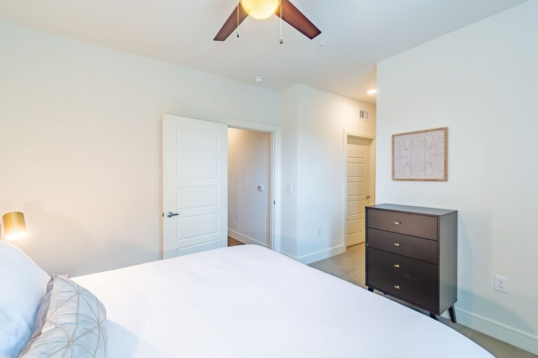 Kasa Dallas North Apartments