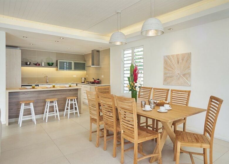 Le Beachclub Serviced Apartments And Villas