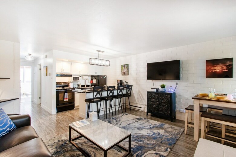 Park Avenue Condos By Identity Properties