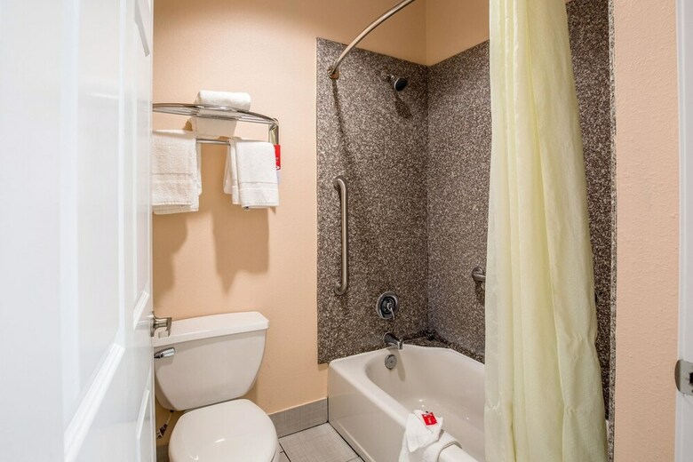 Hotel Quality Inn & Suites