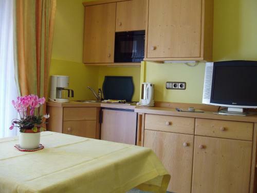 G�stehaus Zur F�rbe Apartments