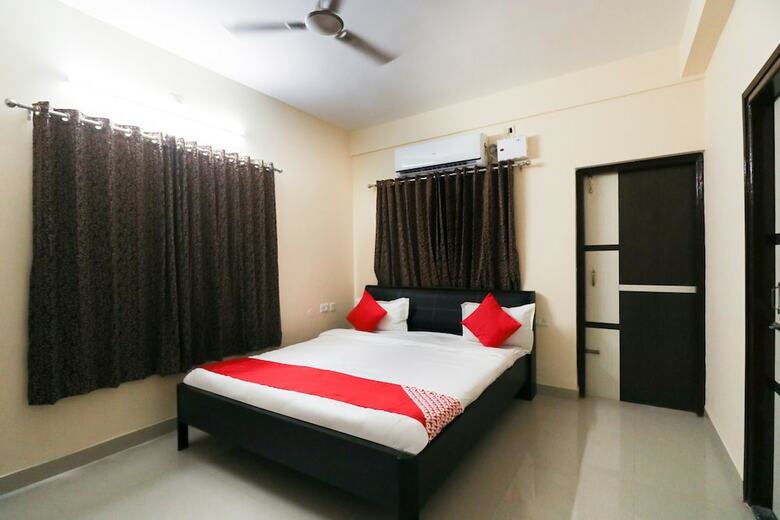 Hotel Oyo 43835 Imperial Stays