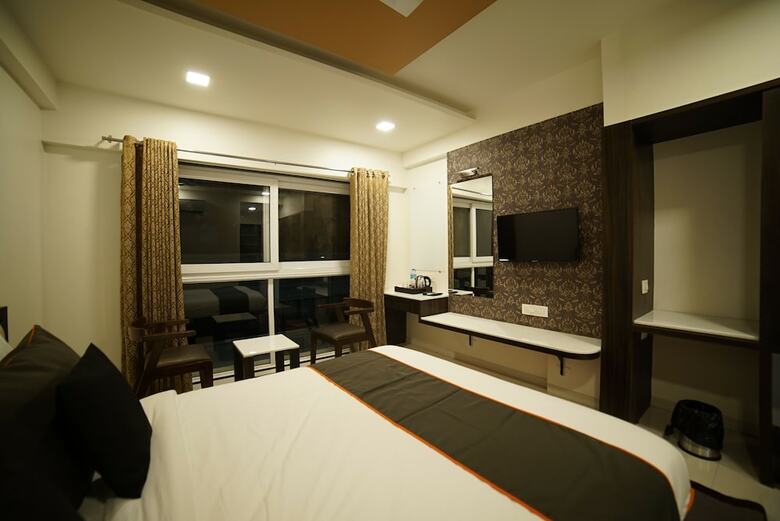 Hotel Collection O 41226 Ramji's Residency