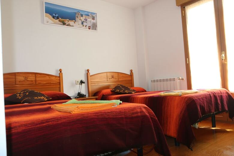 Hotel Hostal La Plaza