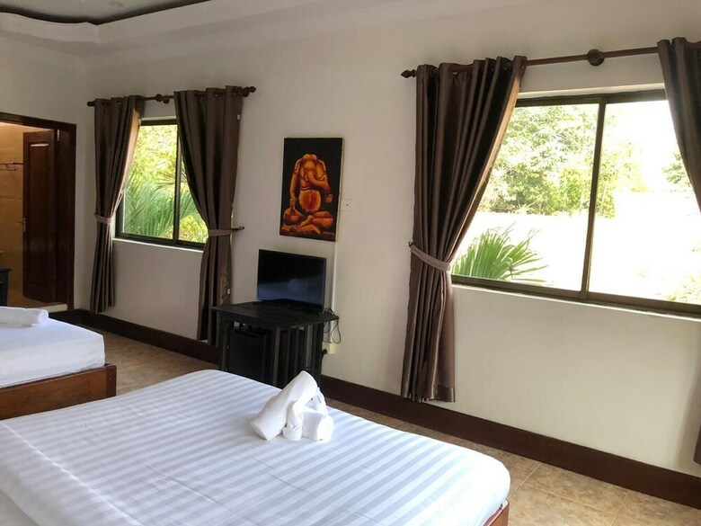 Isirafu Hotel & Residence