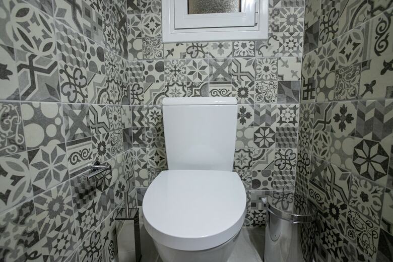 Luxurious 5 Bedroom-3 Bathroom Apartment 2- Athens