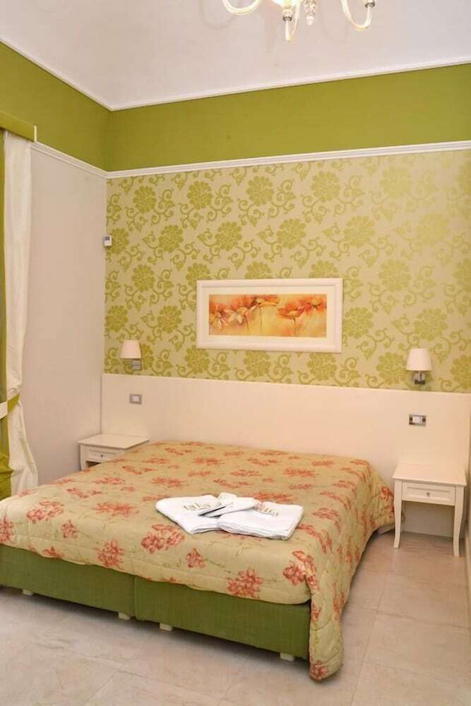 B&B Tal�a