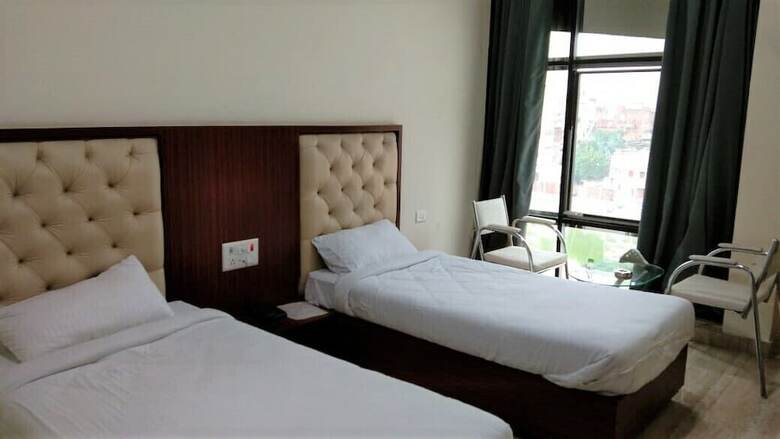 Hotel Mastana Palace
