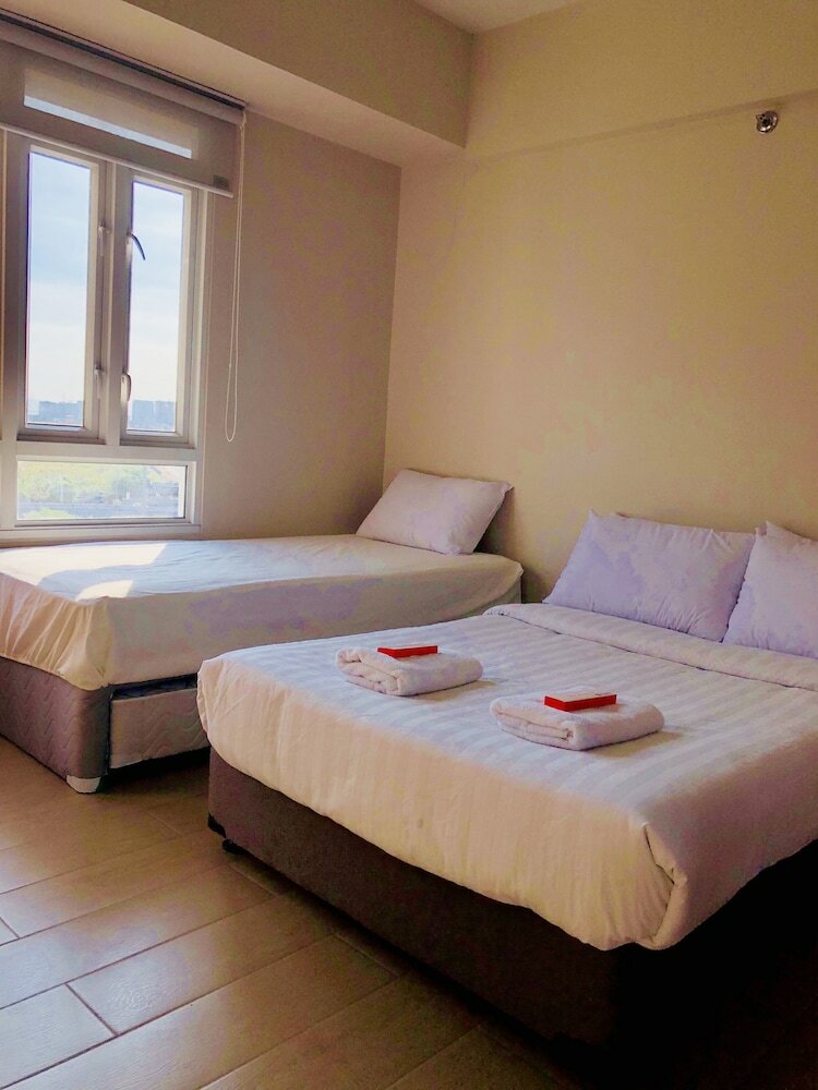 150 Newport By Homebeds - Airport