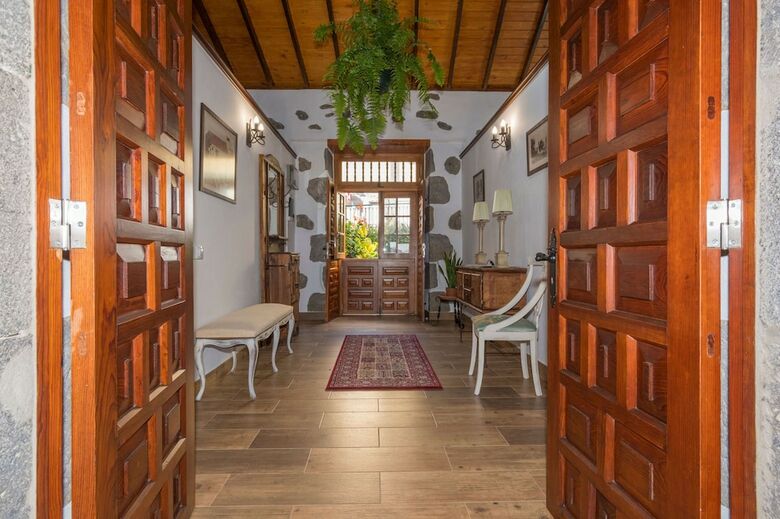 Casa Vacacional En El Centro de Moya
