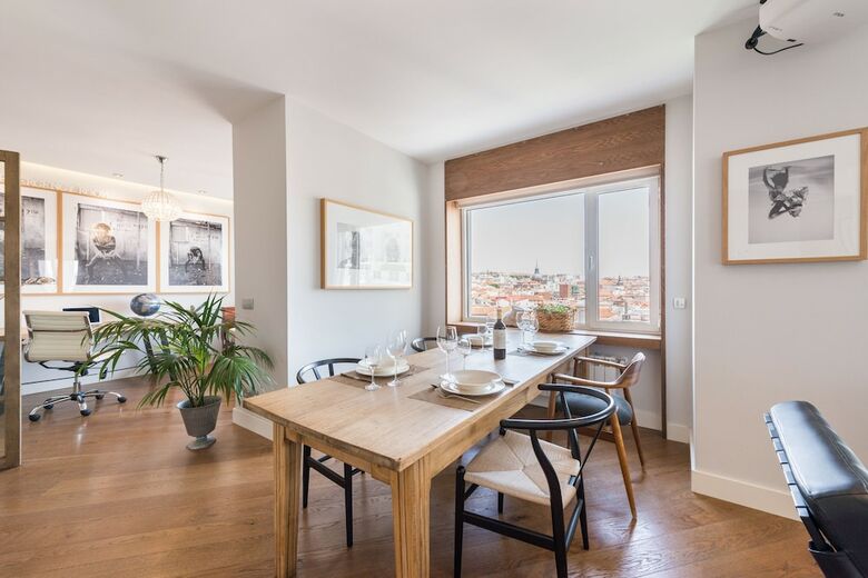 Luxurius Apartment With Huge Balcony At Plaza de Espa�a