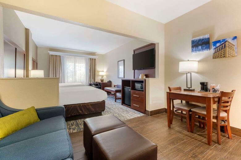Hotel Comfort Suites Lexington