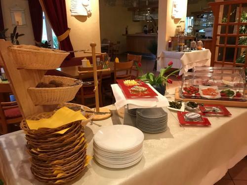 Hostal Pension A'miro
