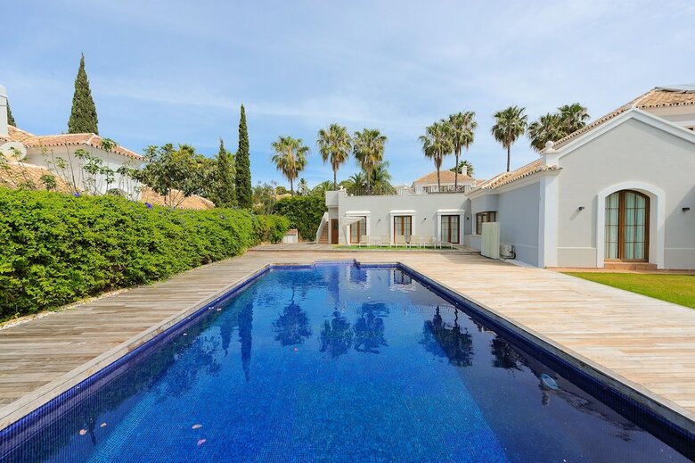 Villa Lotus Bel Air Deluxe Canovas
