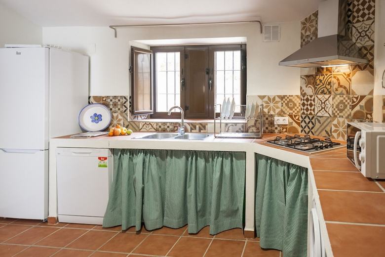 Villa San Nicolas Constantina Canovas