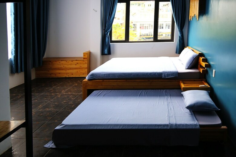 Cat Ba Pod Hostel