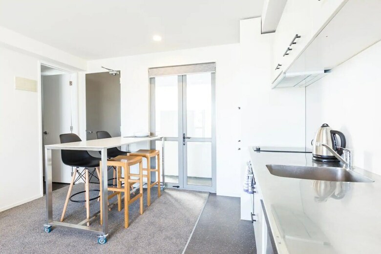 Chic 1 Bedroom Apartment In Ponsonby