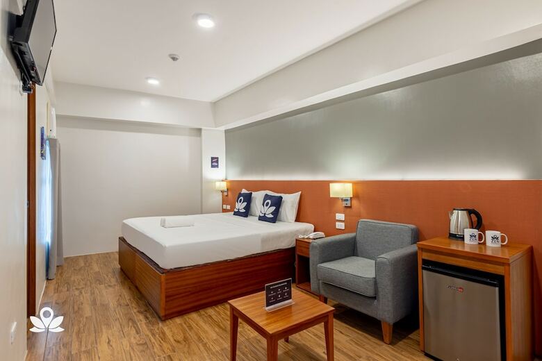 Hotel Zen Premium Uptown Bgc