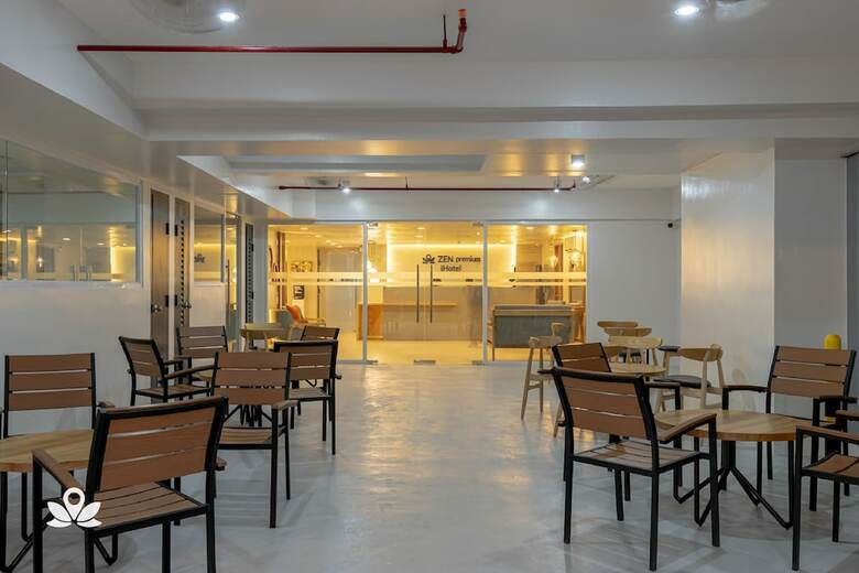 Hotel Zen Premium Uptown Bgc
