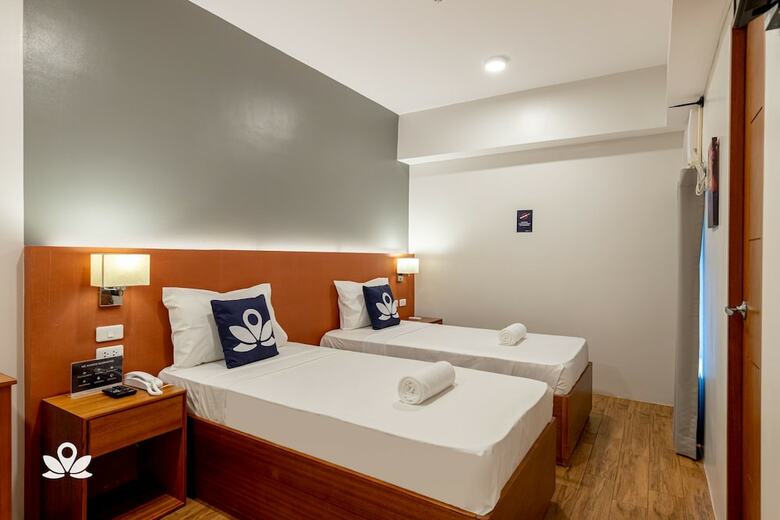 Hotel Zen Premium Uptown Bgc