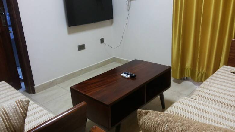 Aparthotel Tripplex Hotel