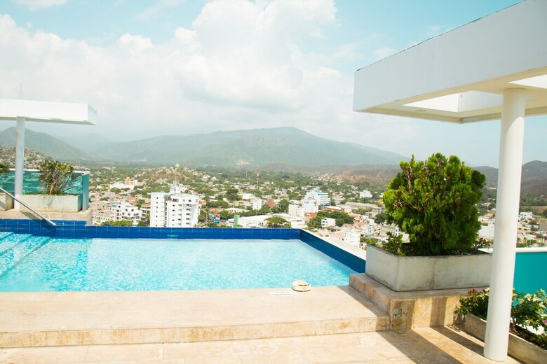 Apartamento Con Piscina Infinita