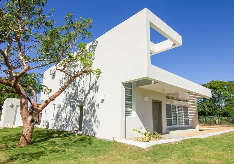 Cozy And Charming Two Bedroom Villa