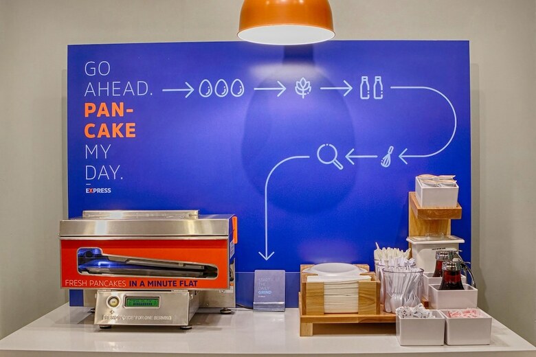 Hotel Holiday Inn Express And Suites Urbandale
