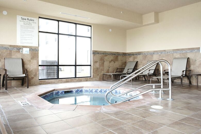 Hotel Holiday Inn Express And Suites Urbandale