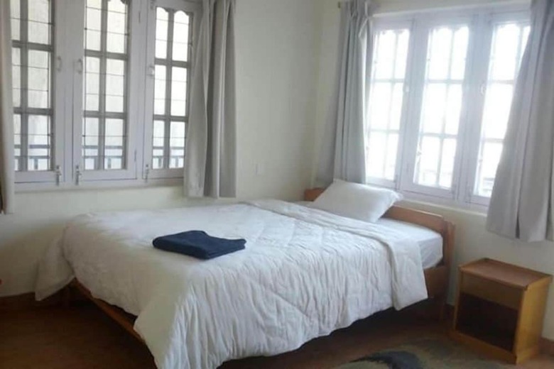 Aparthotel Lakeway Apartments And Rooms