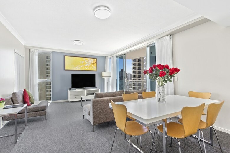 Apartamentos Ocean & Riverview At Chevron Renaissance