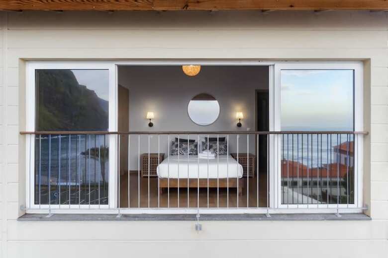 Apartamentos Ponta Delgada I, Calm And Sea View