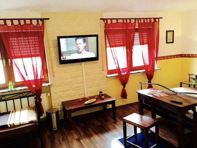 Hostal Europa Pension Zum Gr�nen Baum