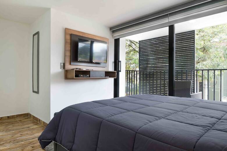 Apartamentos Miracle Building