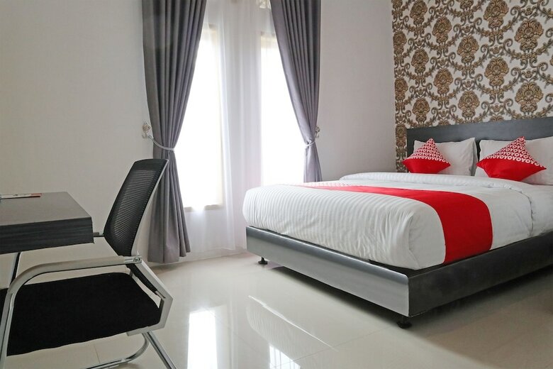 Hostal Oyo 1185 Sachila Residence Syariah