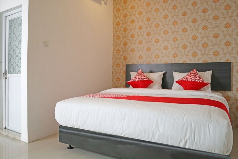 Hostal Oyo 1185 Sachila Residence Syariah