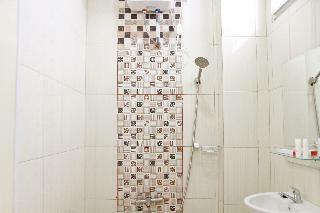 Hostal Oyo 1167 Home Sty Residence