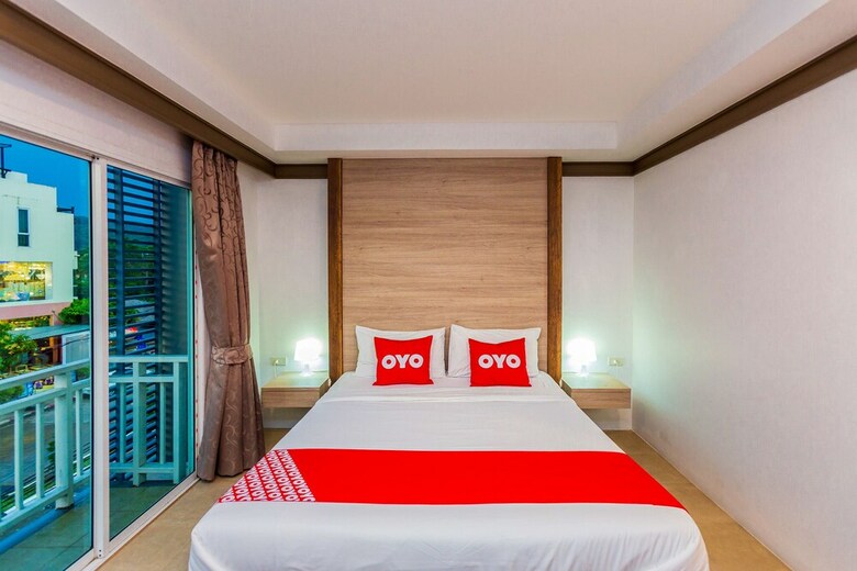 Hotel Oyo 380 Jomthong Mansion