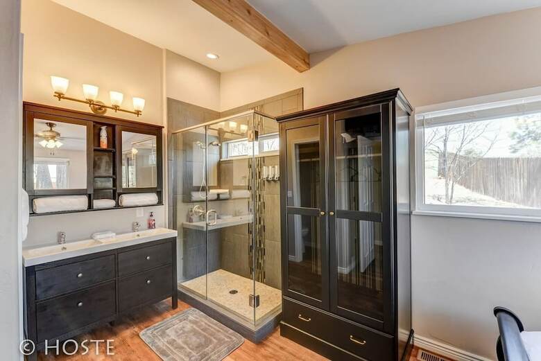 Mtn Dream! Fireplace, Patio & Hot Tub 4br
