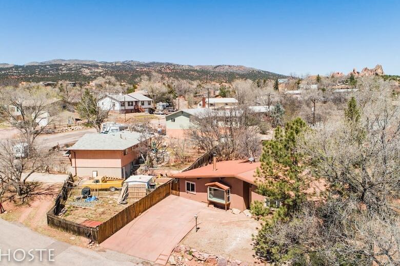 Mtn Dream! Fireplace, Patio & Hot Tub 4br