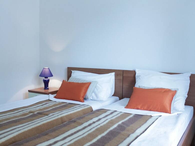 Apartments Neven