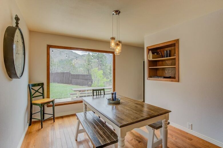 4br Mountain Getaway Pikes Peak, Dog-friendly!