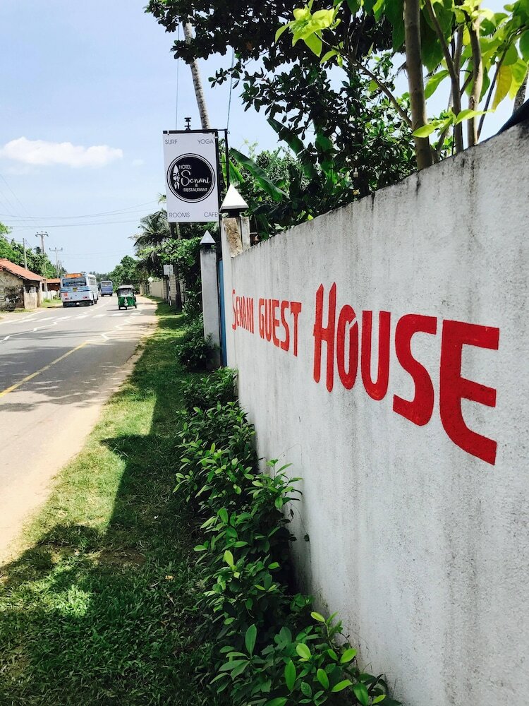 Hotel Senani Guesthouse