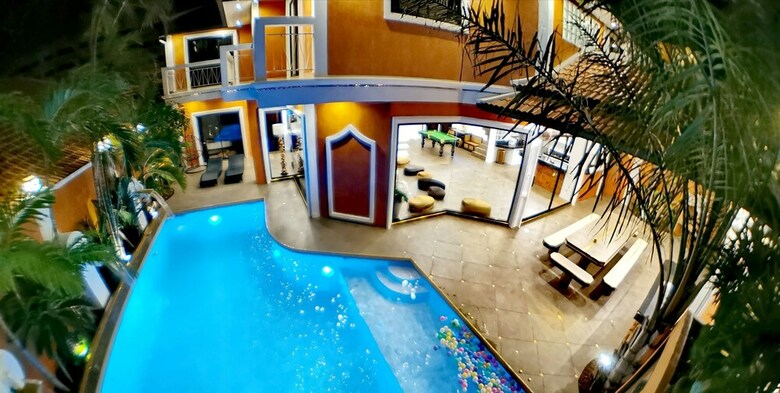 Tucheland Luxury Villa Pattaya 7br